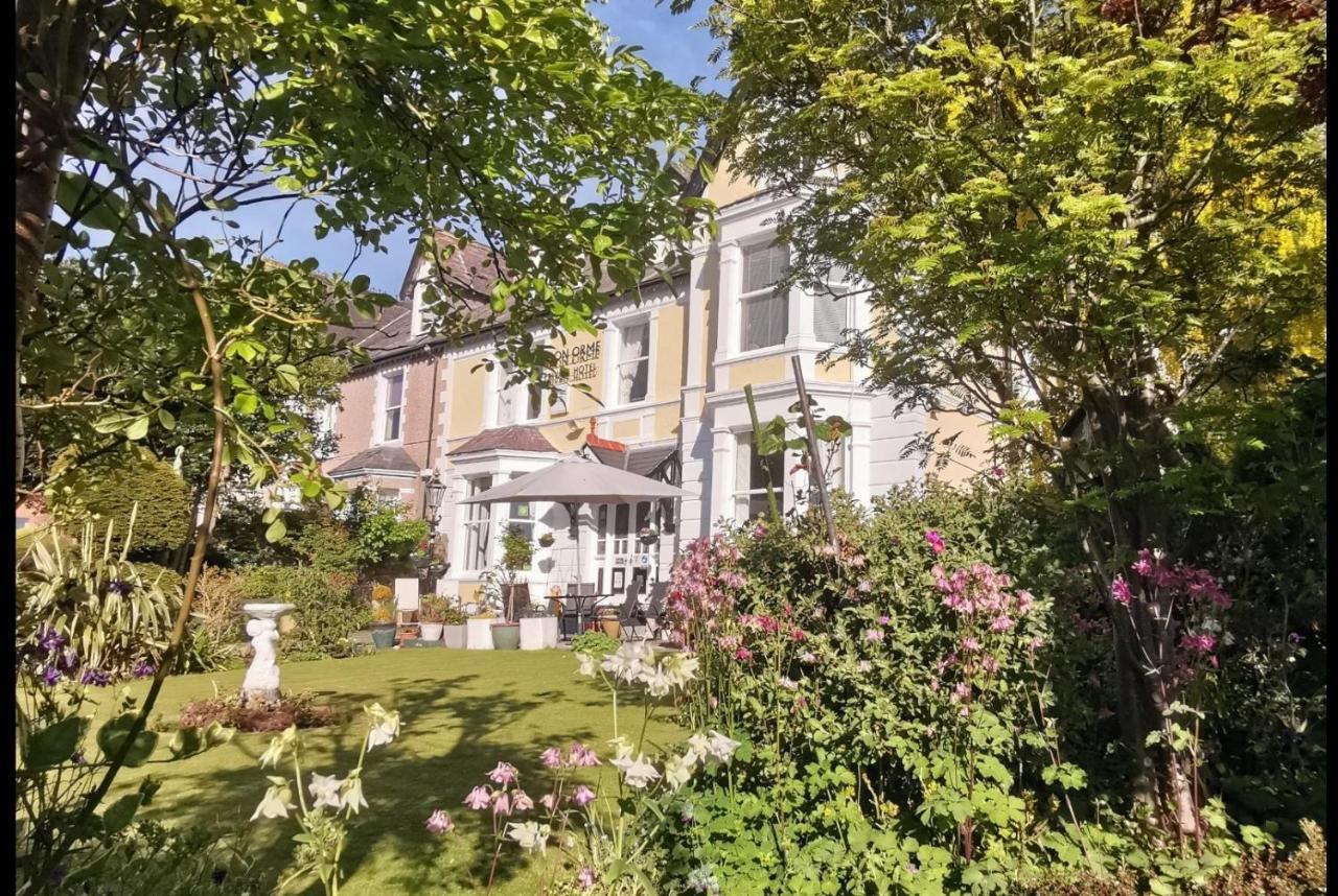 Bron Orme Private Hotel Llandudno Exteriör bild