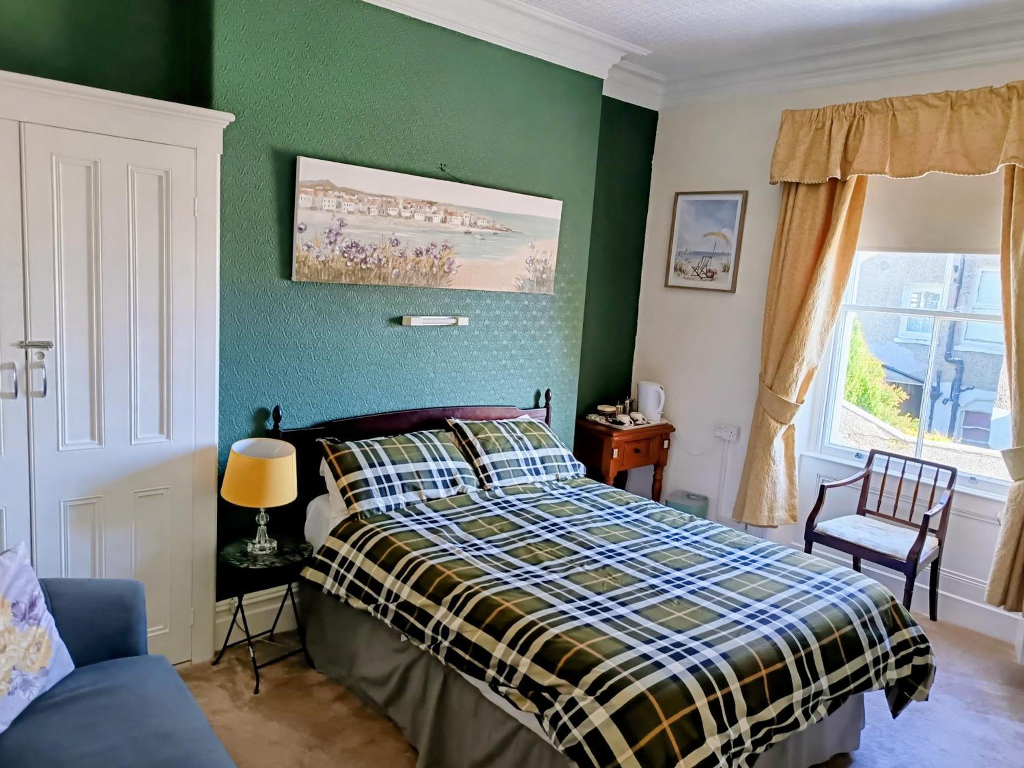 Bron Orme Private Hotel Llandudno Exteriör bild